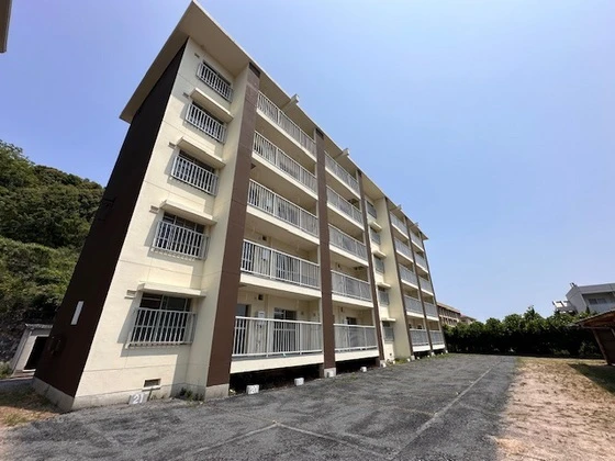 ヴィラナリー廿日市 82号棟