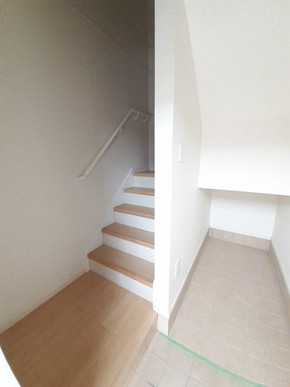 ヴィラ・マウントワン上東 B