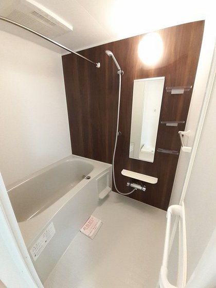 ヴィラ・マウントワン上東 B