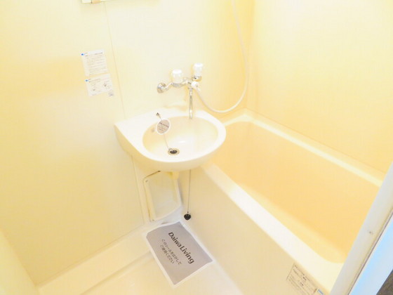 ニューエクセル三宅 F