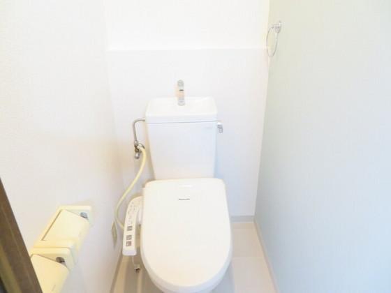 ニューエクセル三宅 F