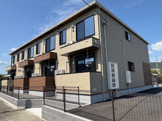 ララ・カッツェ・O