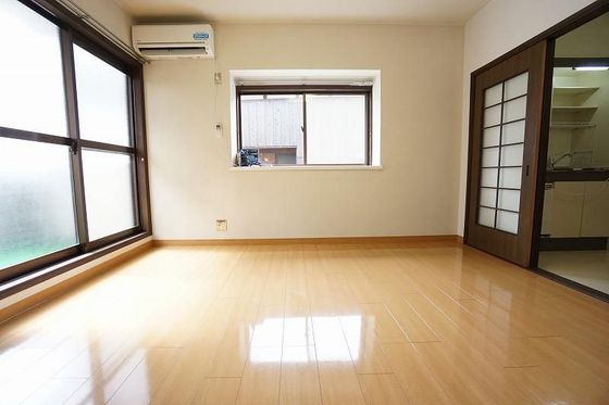 ヂュエルヤマサキB