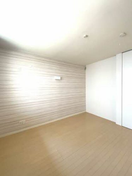 シャーメゾン新保 B棟