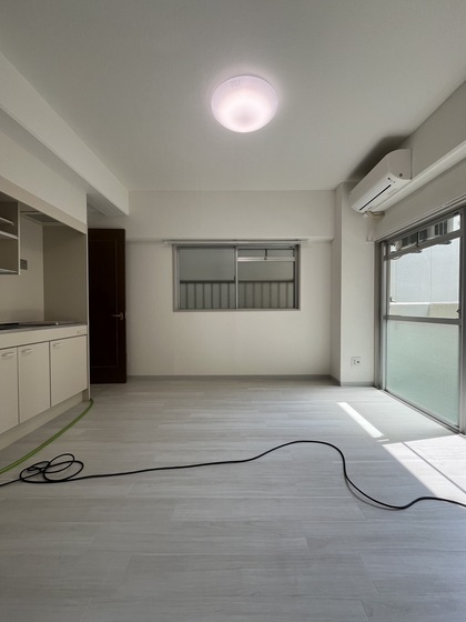 エスパース広電本社前