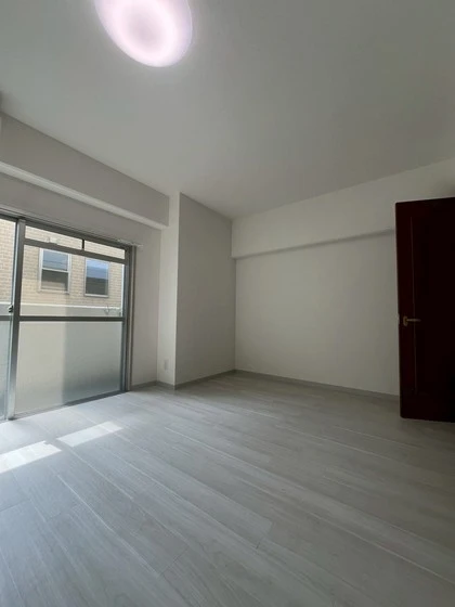 エスパース広電本社前