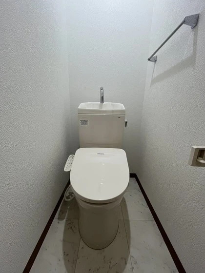 エスパース広電本社前