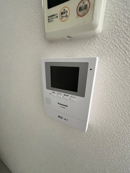 エスパース広電本社前