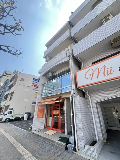 エスパース広電本社前