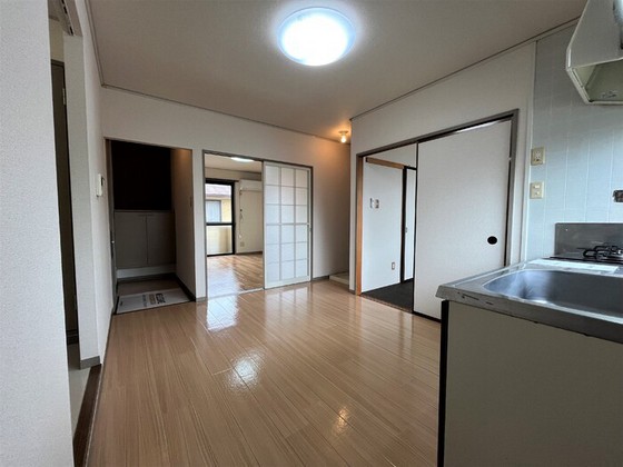 セジュール花尻 A棟