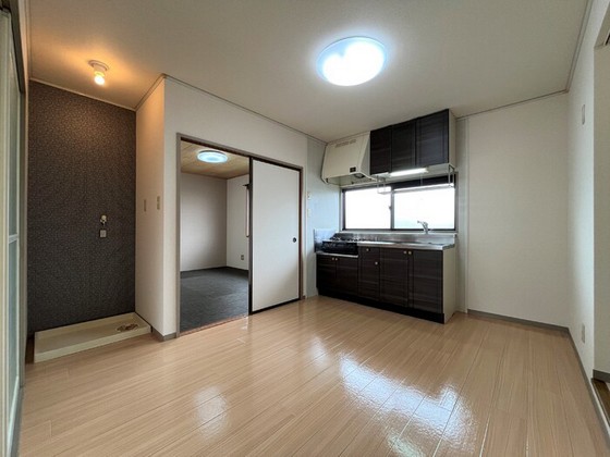 セジュール花尻 A棟