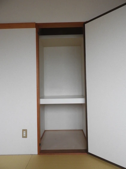 セジュール花尻 A棟