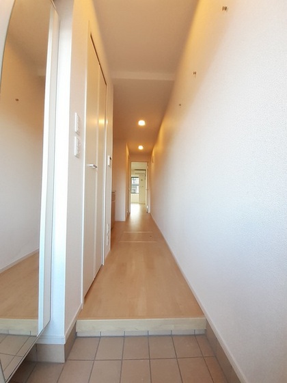 ウエストウイング