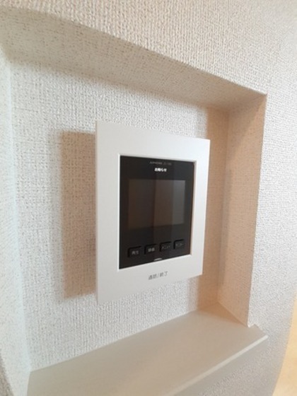 ウエストウイング