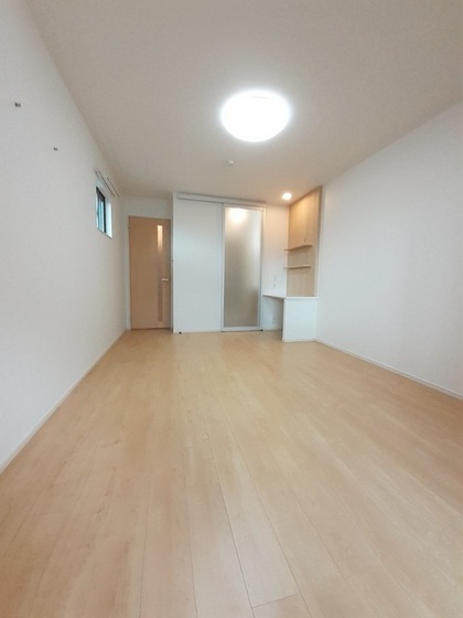 ウエストウイング