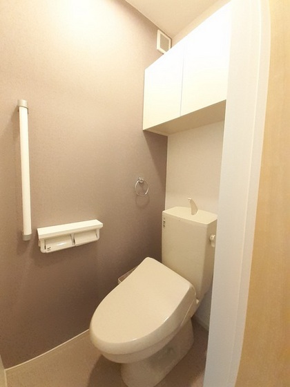 ウエストウイング