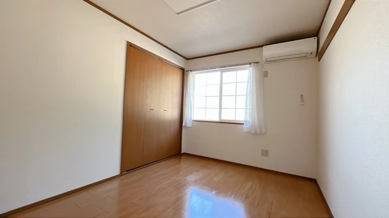 クレストール牟佐