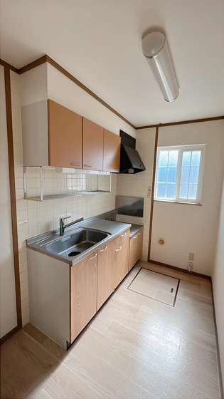 クレストール牟佐