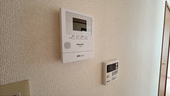 クレストール牟佐