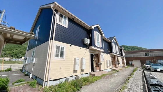 クレストール牟佐