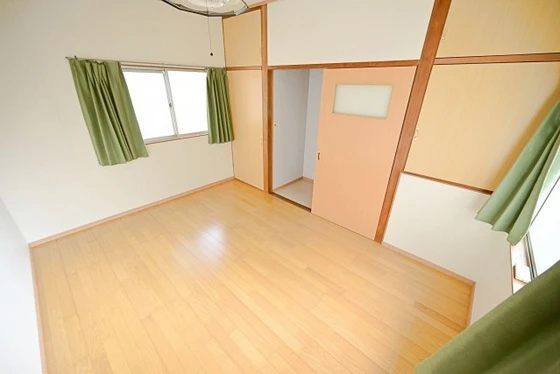 梶谷アパート 奥