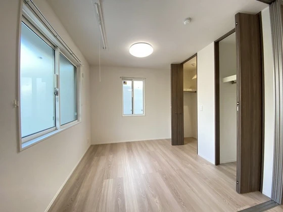 メゾン ルナール