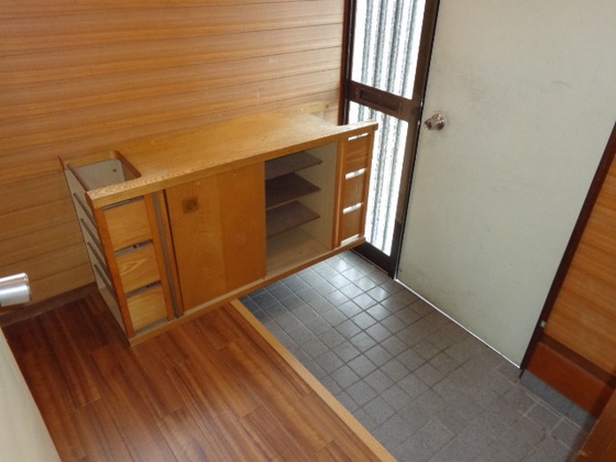 緑井8丁目西村借家 右