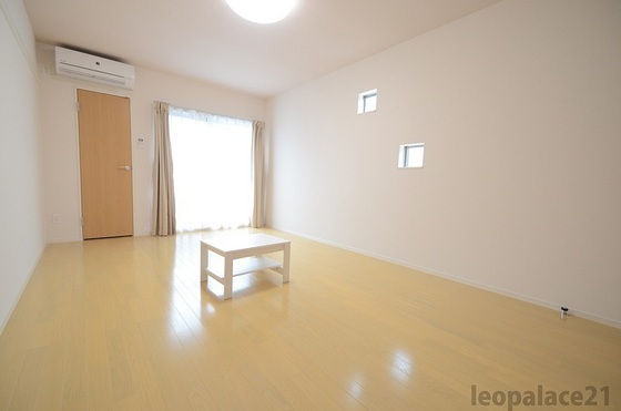 クレイノ悠々木屋