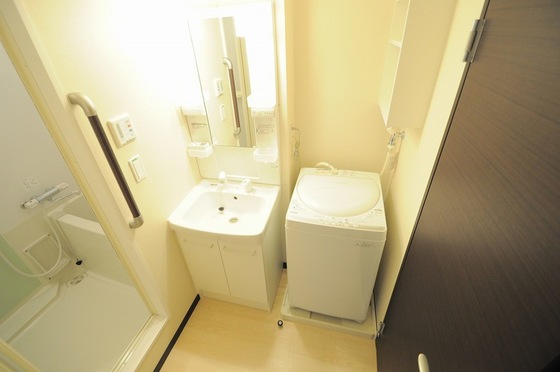 クレイノ悠々木屋