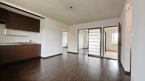 センスフルタウン西王寺Ⅰ-E