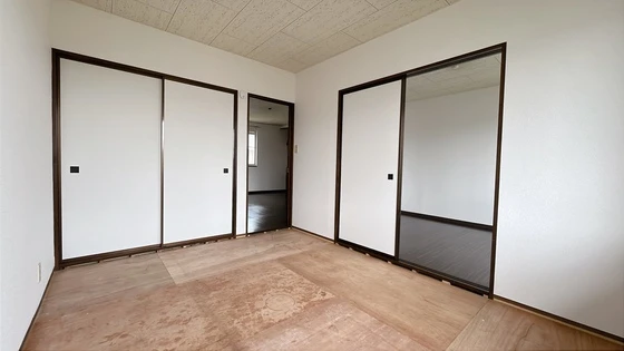 センスフルタウン西王寺Ⅰ-E