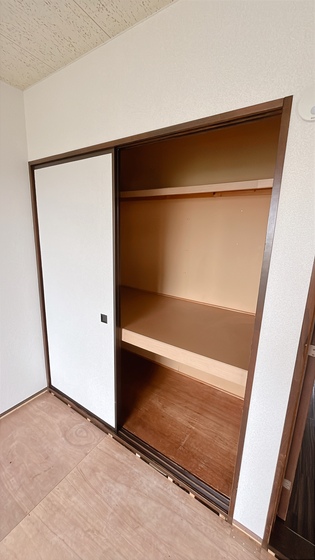 センスフルタウン西王寺Ⅰ-E