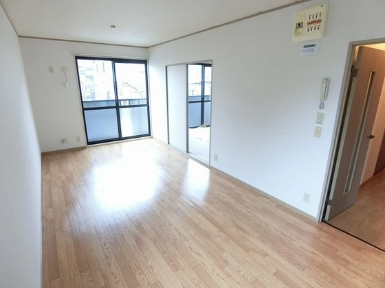 セジュール友清 F棟