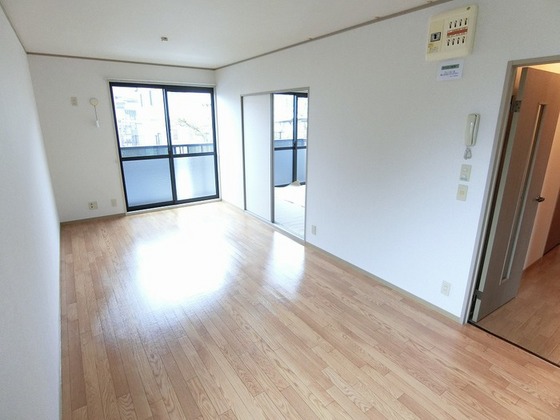 セジュール友清 F棟