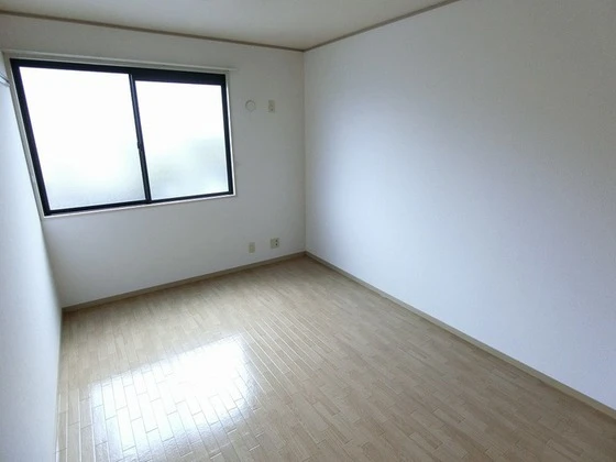 セジュール友清 F棟