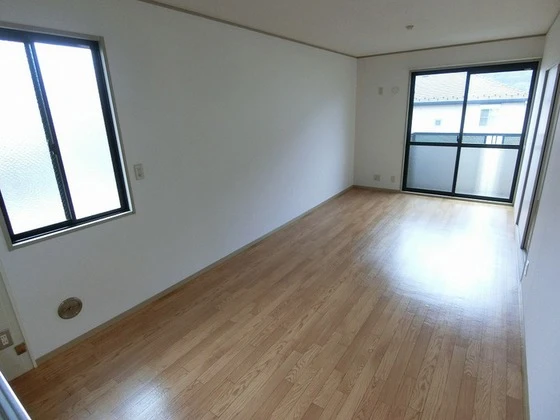 セジュール友清 F棟