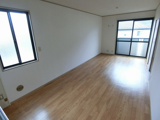 セジュール友清 F棟