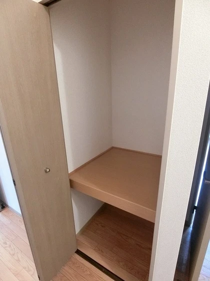 セジュール友清 F棟