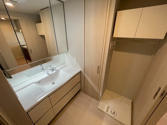 シャーメゾンステージ中央通り