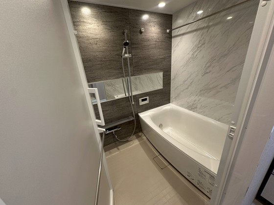 シャーメゾンステージ中央通り