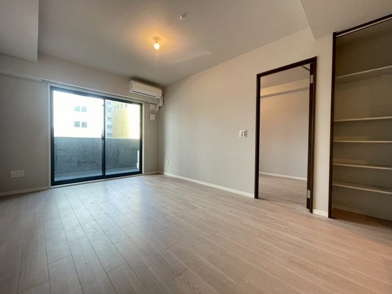 シャーメゾンステージ中央通り