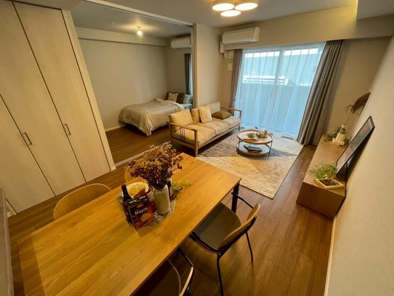 シャーメゾンステージ中央通り