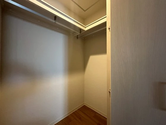 シャーメゾンステージ中央通り