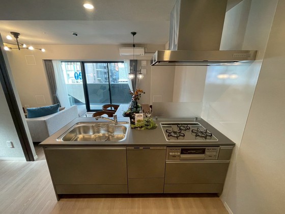 シャーメゾンステージ中央通り