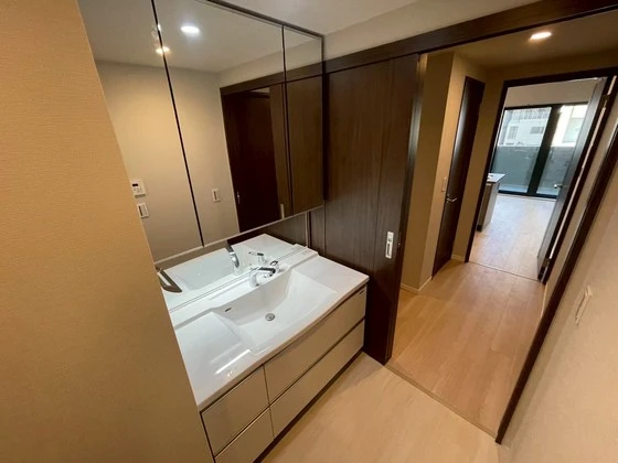 シャーメゾンステージ中央通り