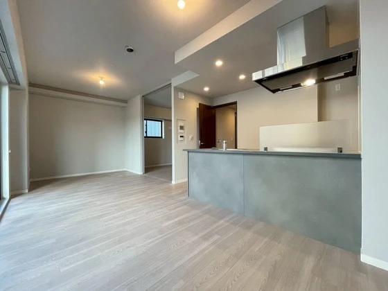 シャーメゾンステージ中央通り