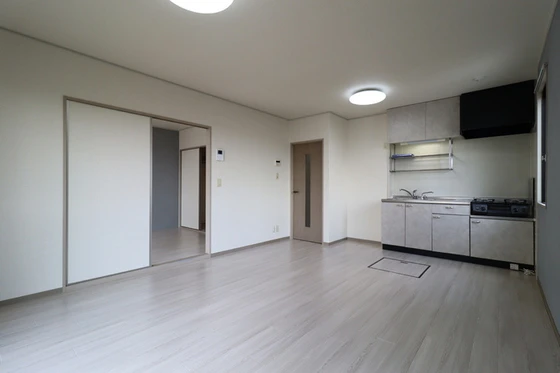 セレーノ・今保 A棟