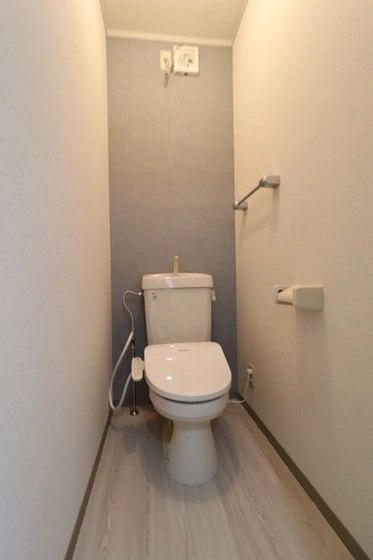 セレーノ・今保 A棟