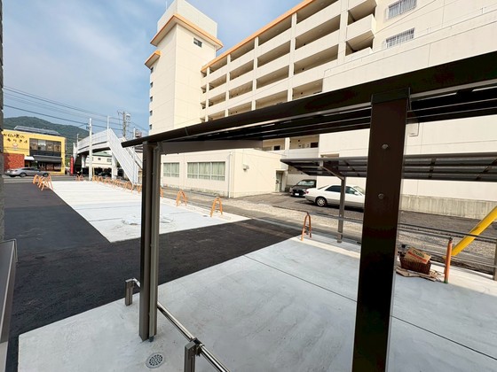 プラトーハウス