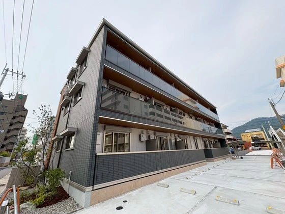 プラトーハウス